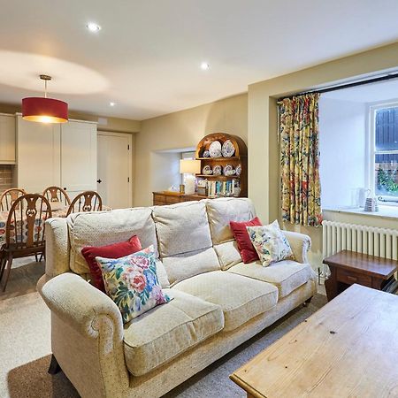 Host & Stay - Tithe Barn Cottages Easington 外观 照片